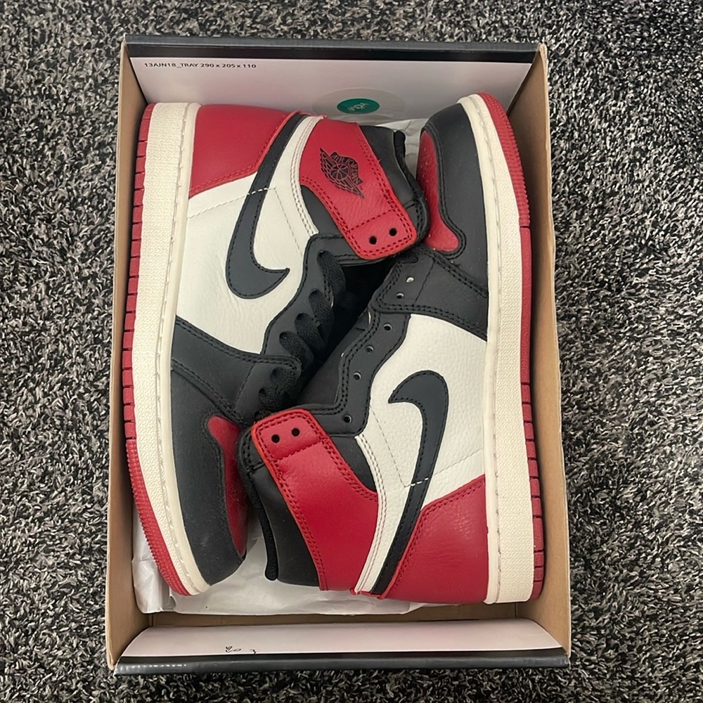 Jordan 1 Bred Toe Size 5.5Y